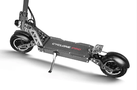 CYCLONE PRO - DUAL MOTOR - All-Terrain Electric Scooter 2000 watts Max 3200 watts